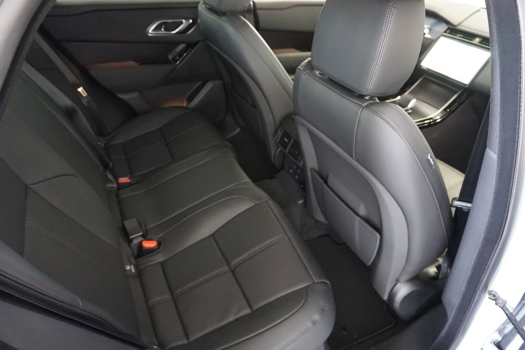 New 2026 Land Rover Range Rover Velar Dynamic SE image 26