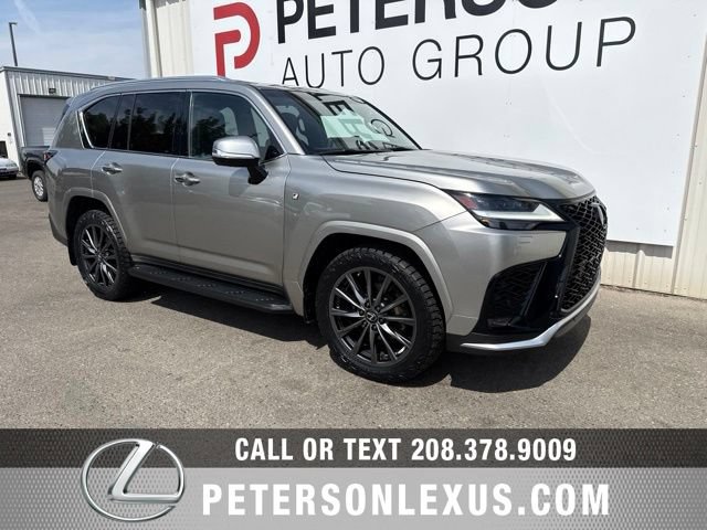 Used 2022 Lexus LX 600 F Sport AWD/4WD image 2