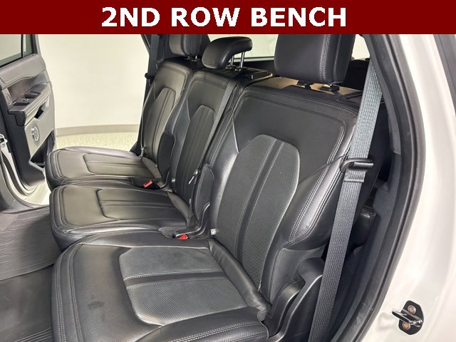 Used 2021 Ford Expedition Limited image 2