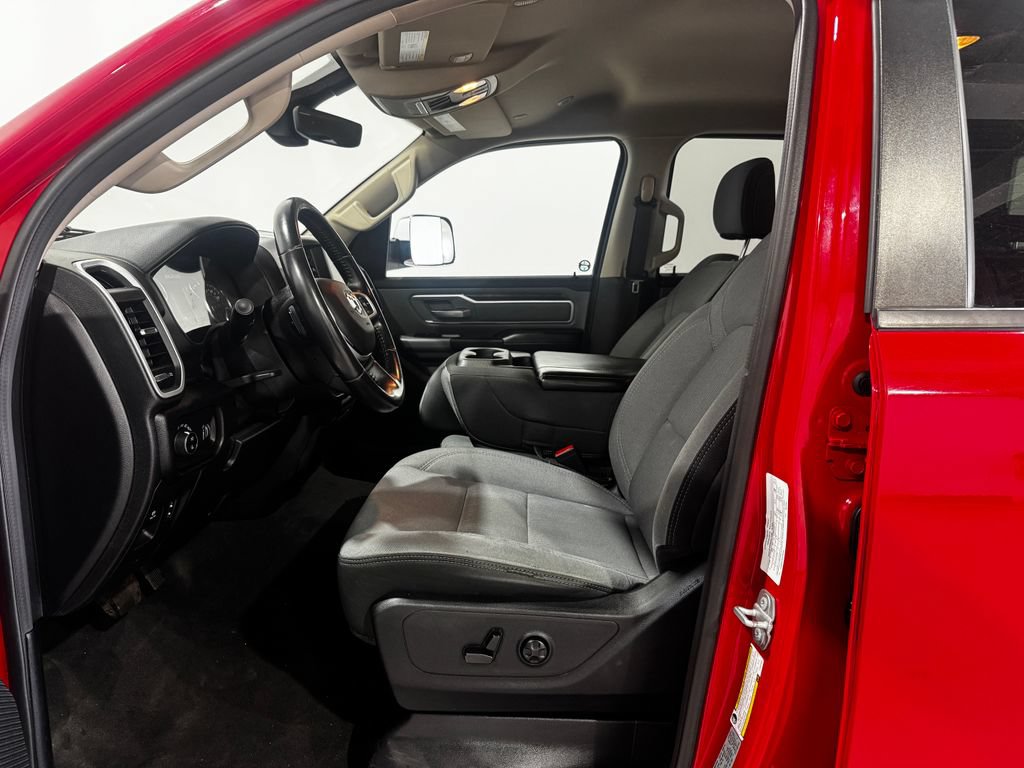 Used 2020 RAM 1500 Big Horn AWD/4WD image 11