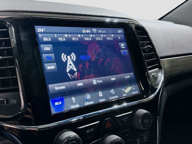 Used 2019 Jeep Grand Cherokee Altitude image 14