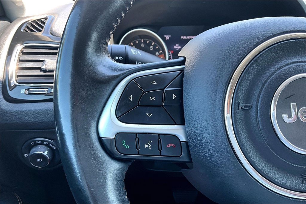 Used 2018 Jeep Compass Limited w/ Safe & Security Group AWD/4WD image 20