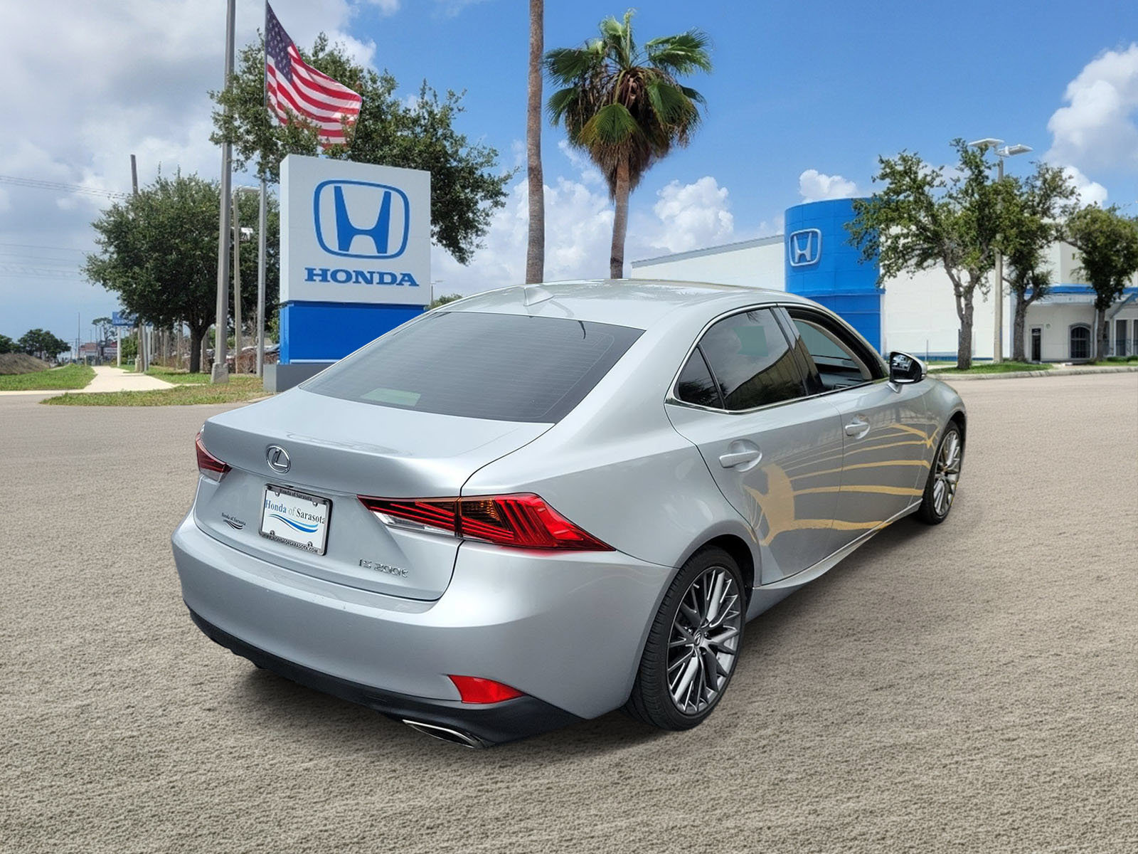 Used 2017 Lexus IS 200t RWD image 5