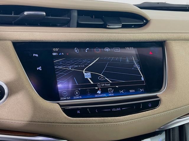Used 2018 Cadillac XT5 Platinum w/ Driver Assist Package image 12