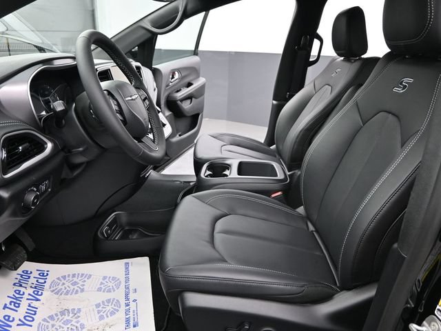 New 2026 Chrysler Pacifica Select w/ S Appearance Package AWD/4WD image 10
