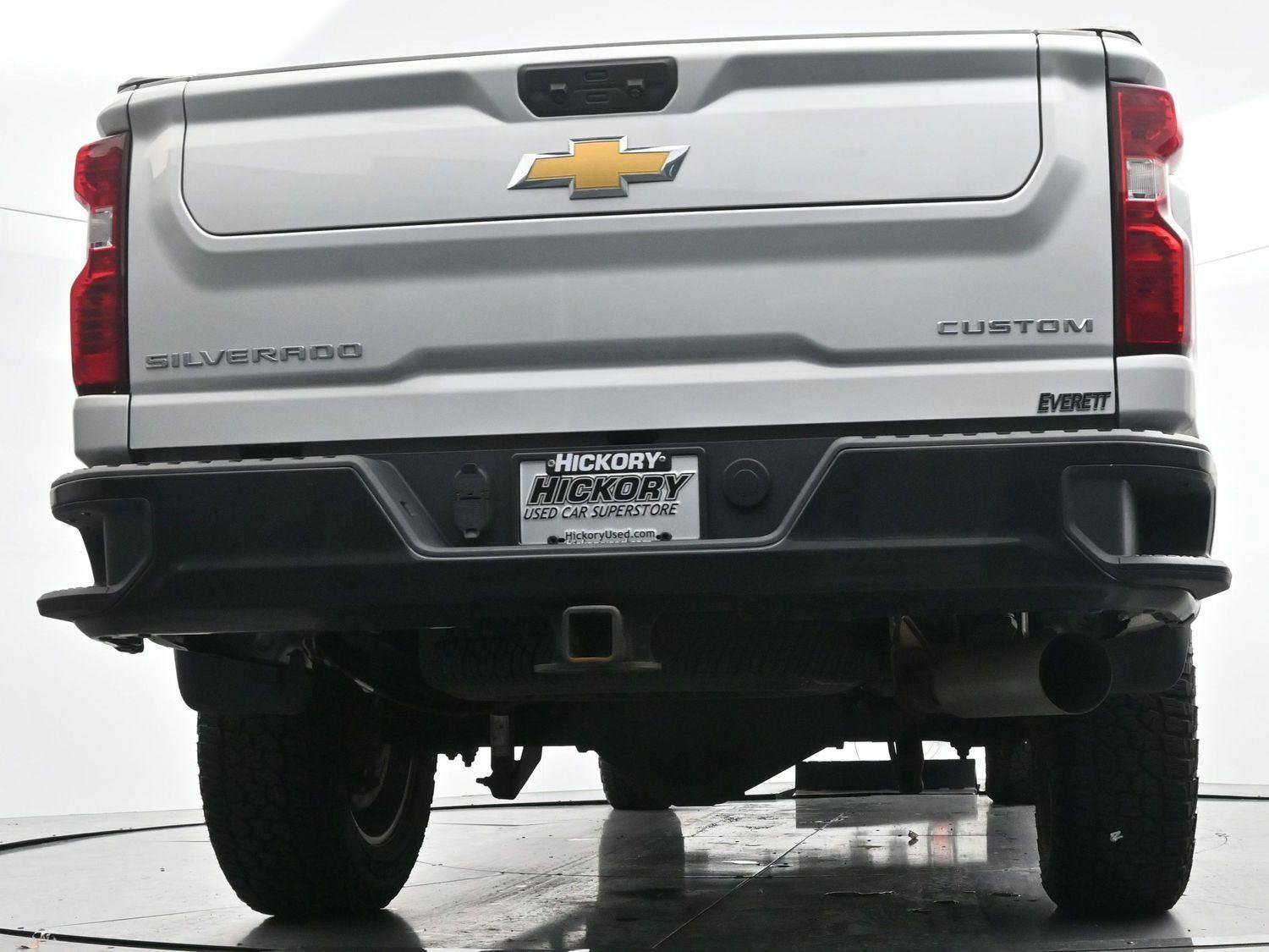 Used 2022 Chevrolet Silverado 2500 Custom w/ Custom Value Package image 49