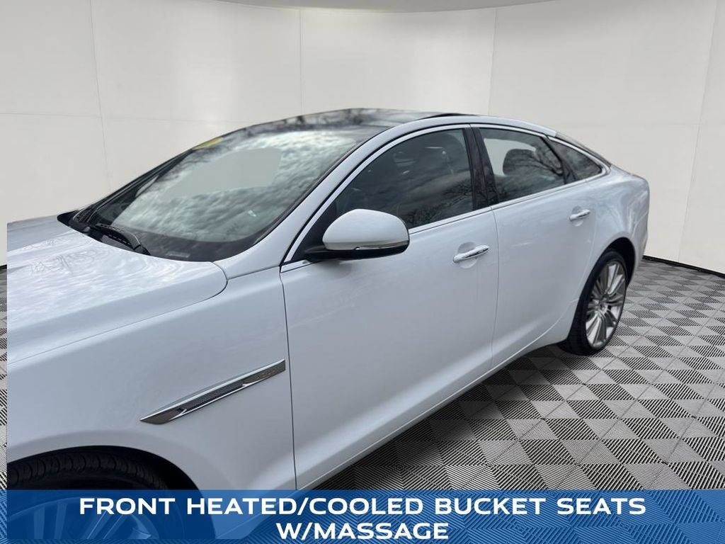 Used 2013 Jaguar XJ AWD image 9