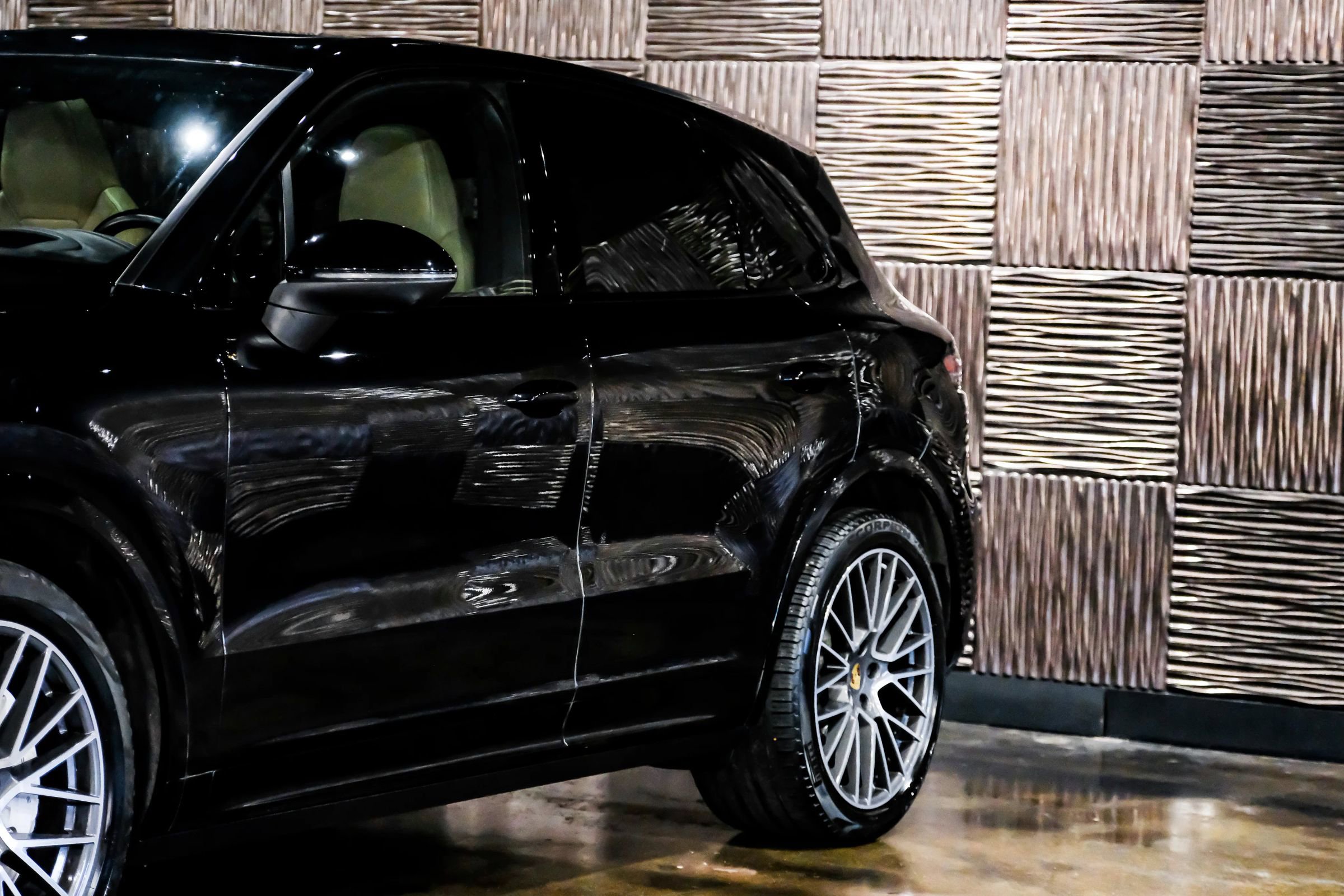 Used 2020 Porsche Cayenne S image 9