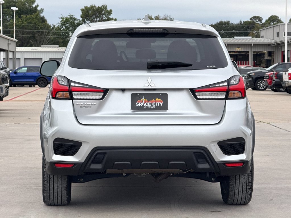 Used 2025 Mitsubishi Outlander Sport ES AWD/4WD image 5