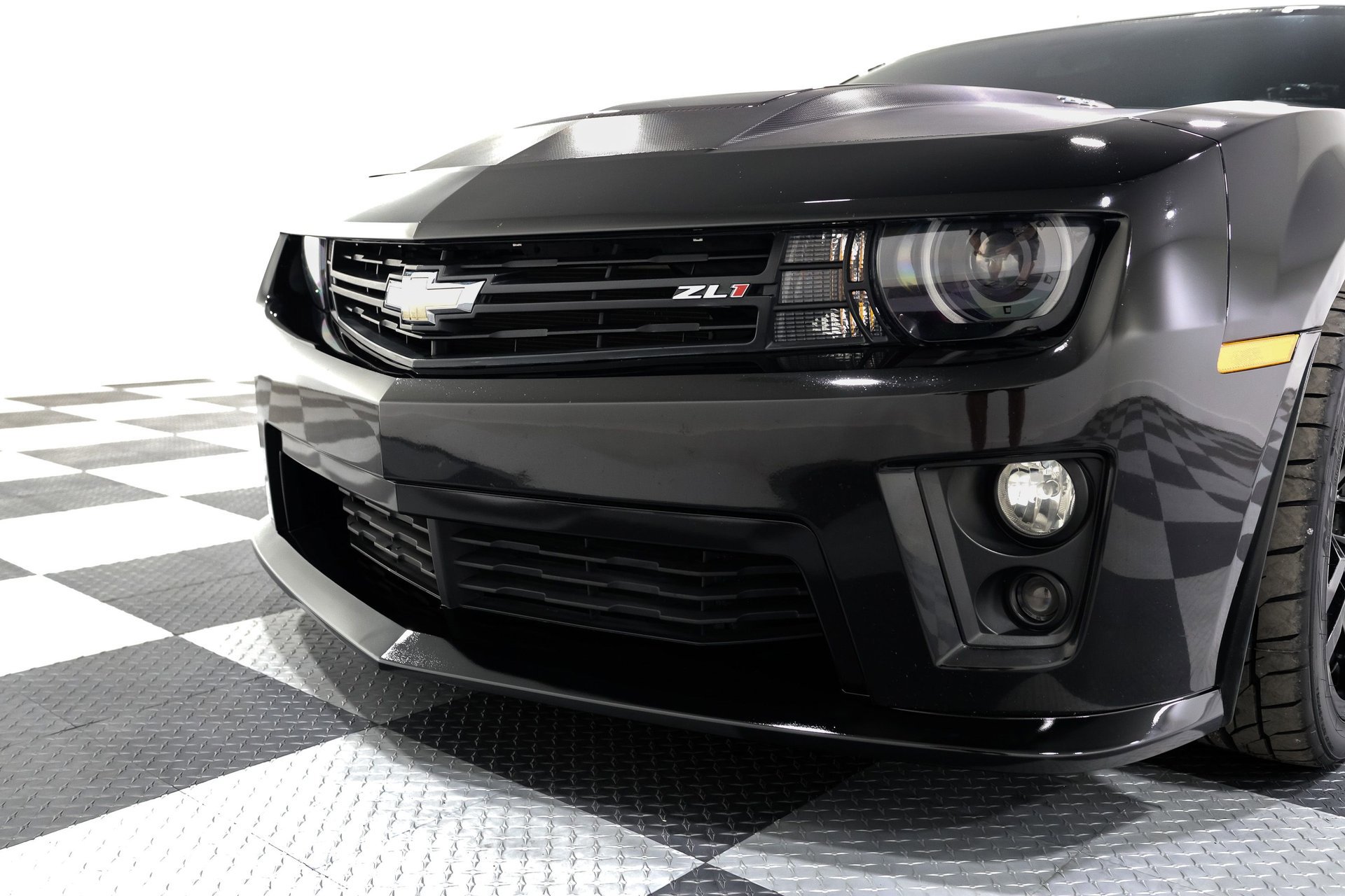 Used 2013 Chevrolet Camaro ZL1 image 3