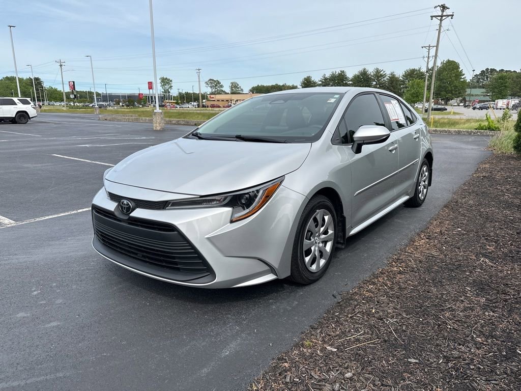 Certified 2024 Toyota Corolla LE FWD image 4