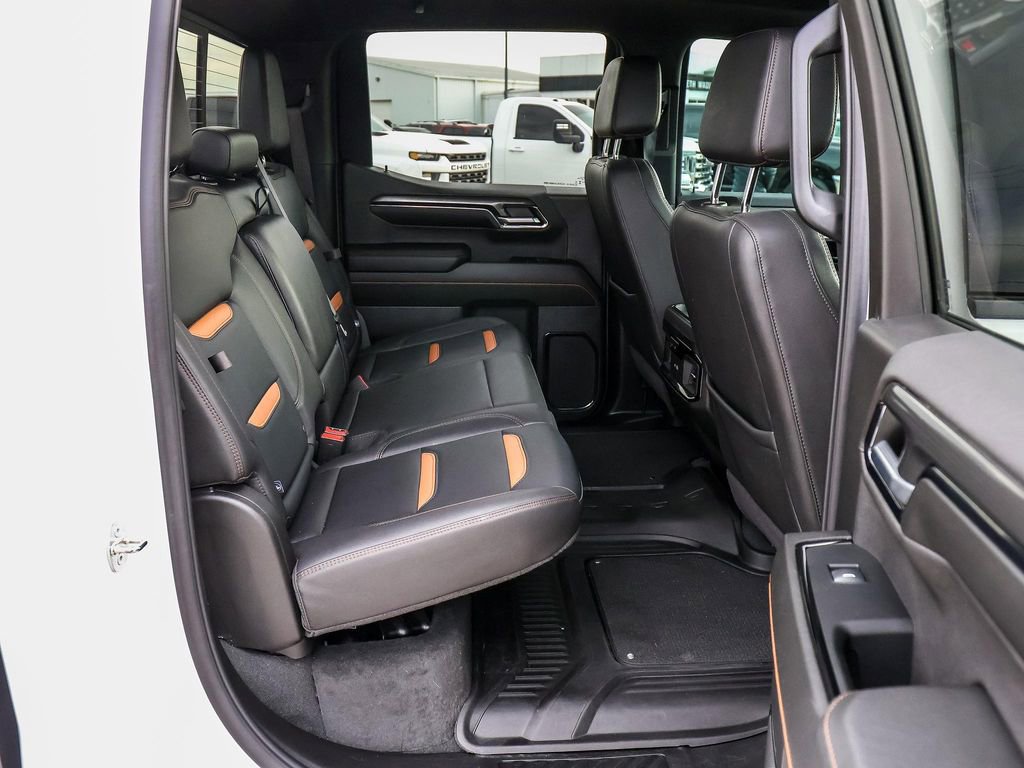 Used 2024 GMC Sierra 1500 AT4 w/ Technology Package image 22