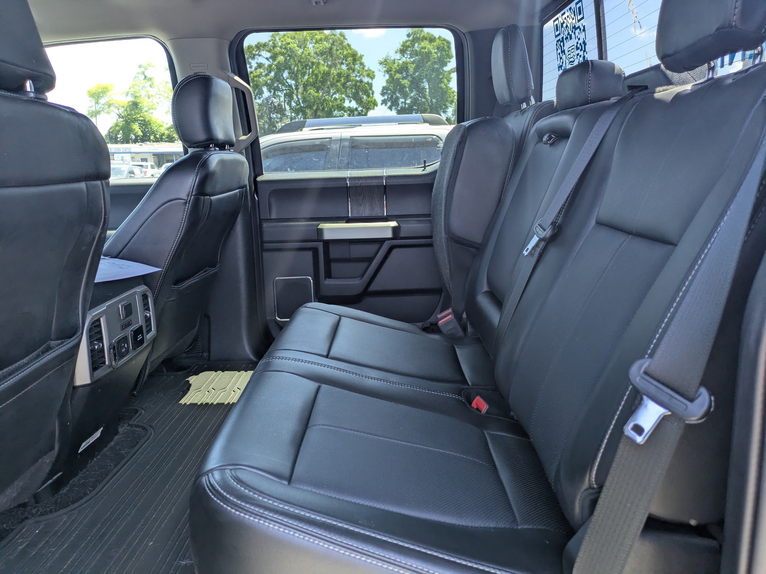 Certified 2020 Ford F350 Lariat w/ Lariat Ultimate Package AWD/4WD image 13