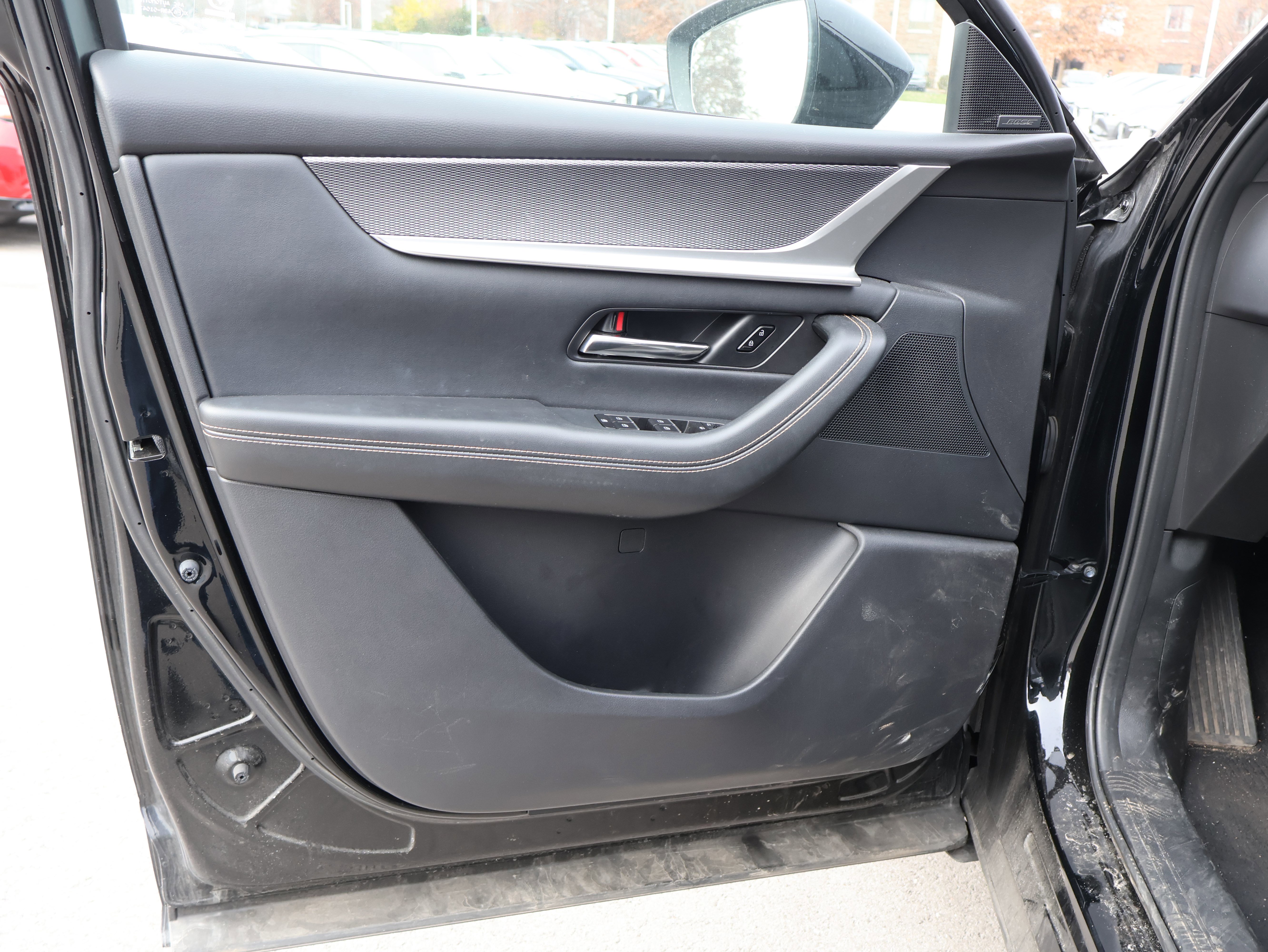 Certified 2024 MAZDA CX-90 Plug-In Hybrid w/ Premium Plus image 28