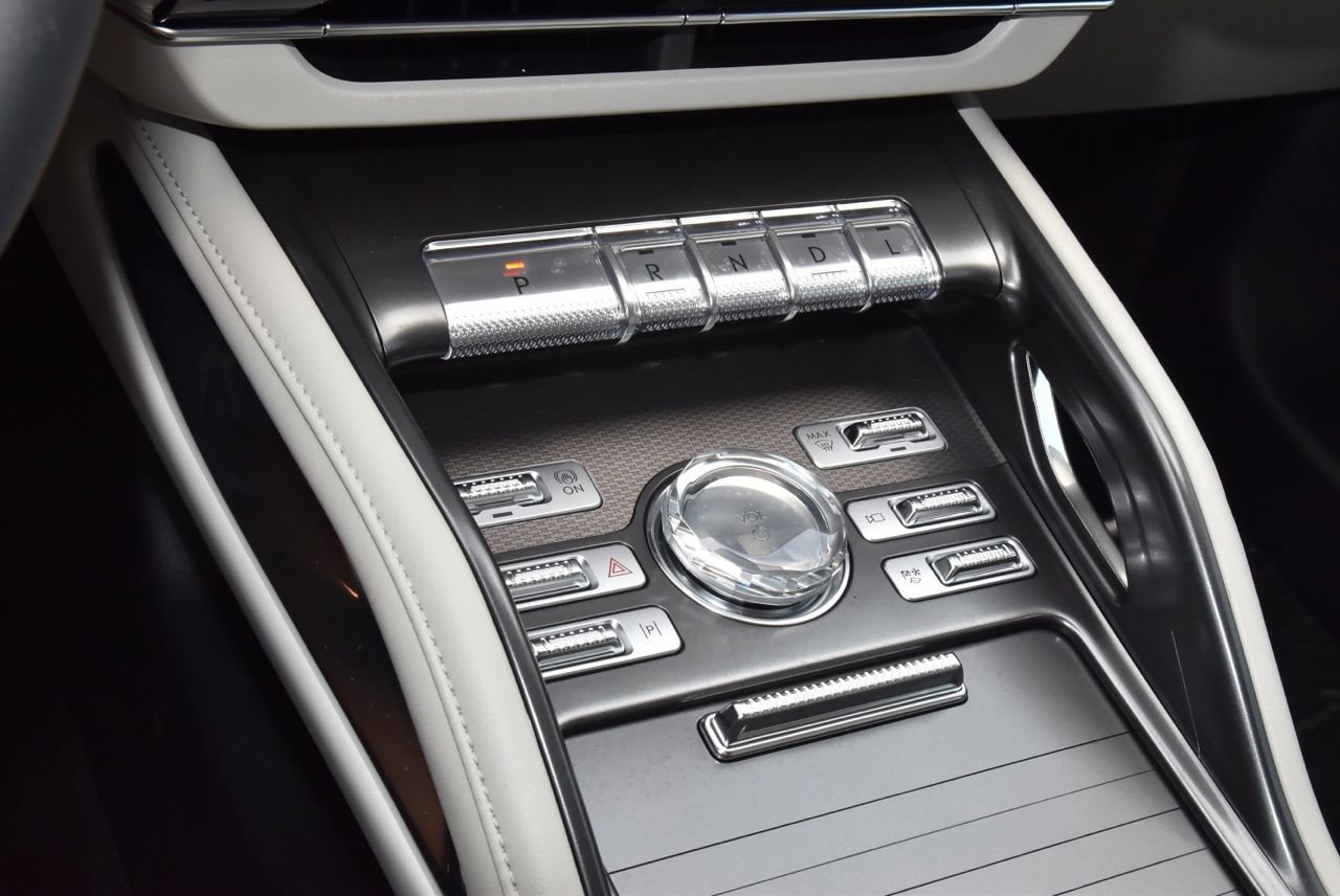 New 2026 Lincoln Nautilus Premier w/ Equipment Group 102A AWD/4WD image 30