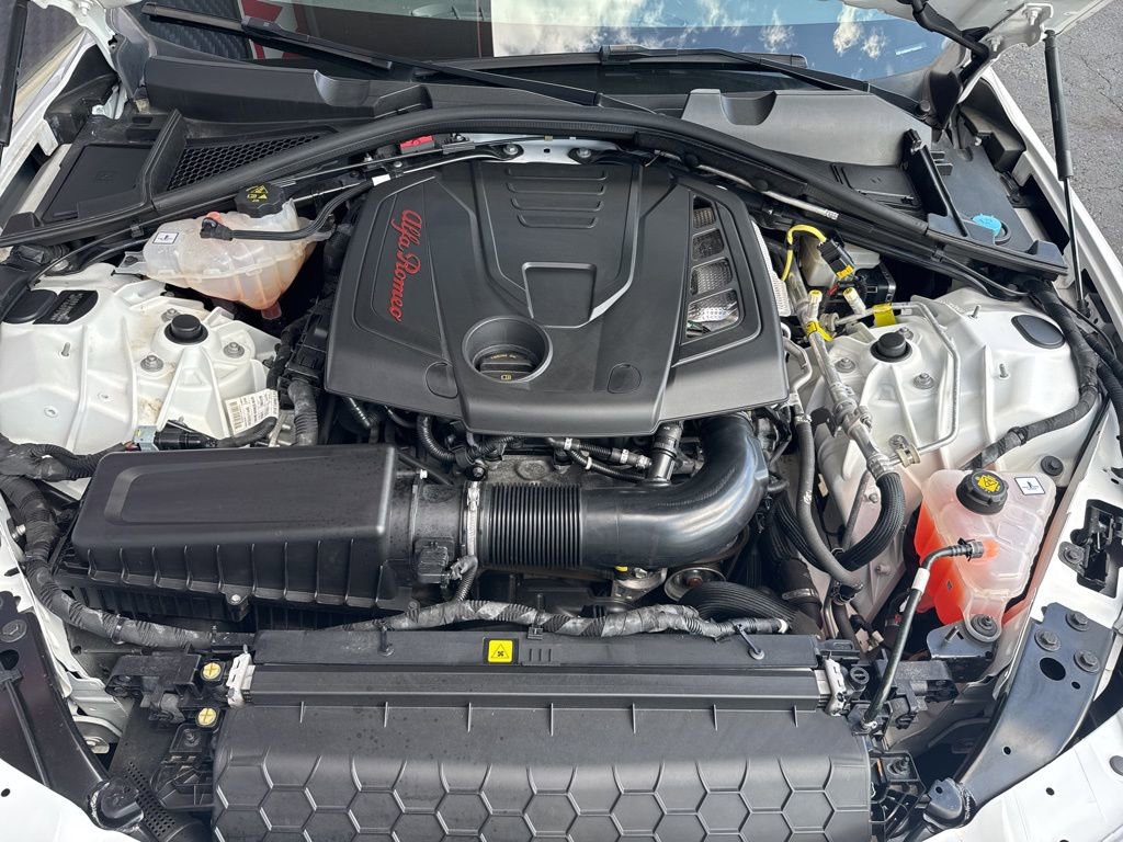 Used 2023 Alfa Romeo Giulia Veloce image 16