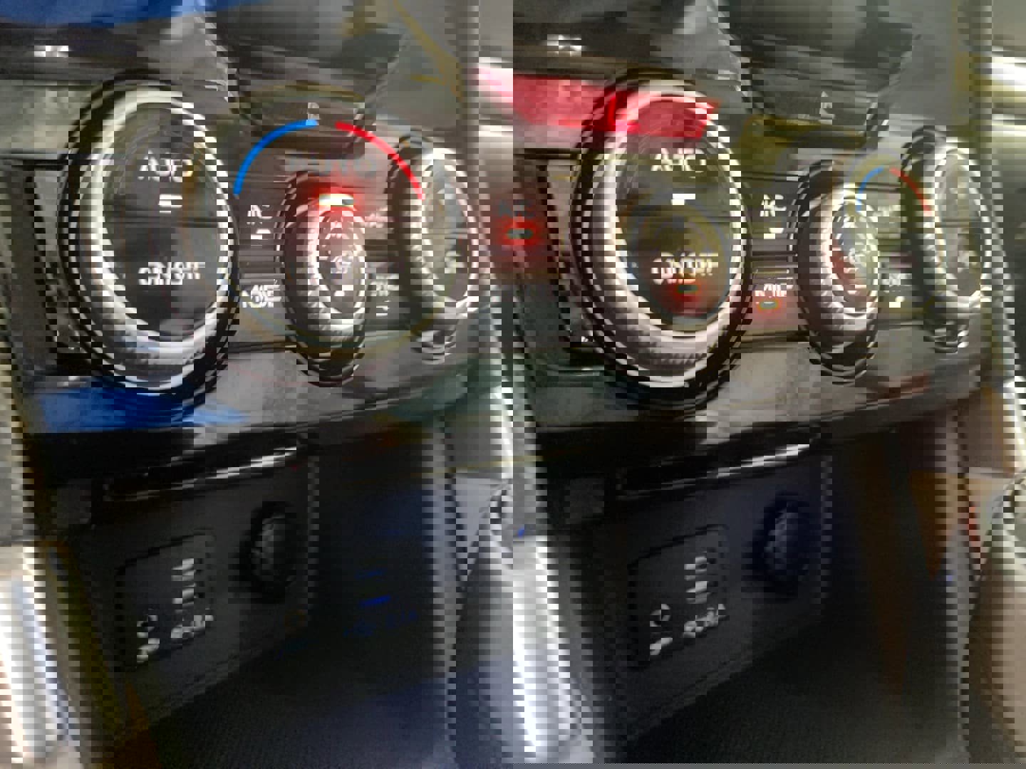 Used 2022 Subaru Forester Limited image 16