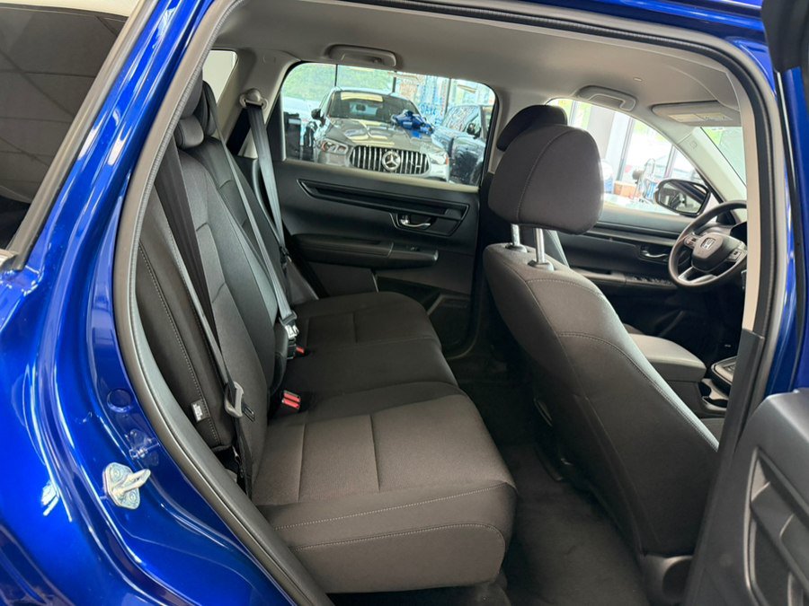 Used 2025 Honda CR-V LX image 28