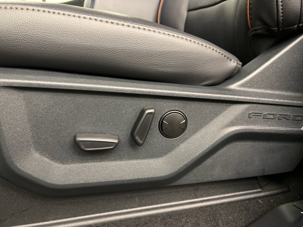 New 2026 Ford F250 Lariat w/ Tremor Off-Road Package image 29