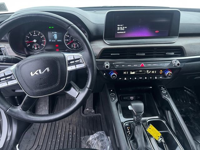 Used 2022 Kia Telluride EX w/ EX Premium Package image 12