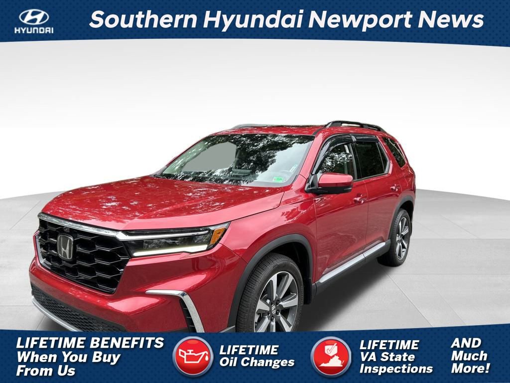 Used 2025 Honda Pilot Elite image 1