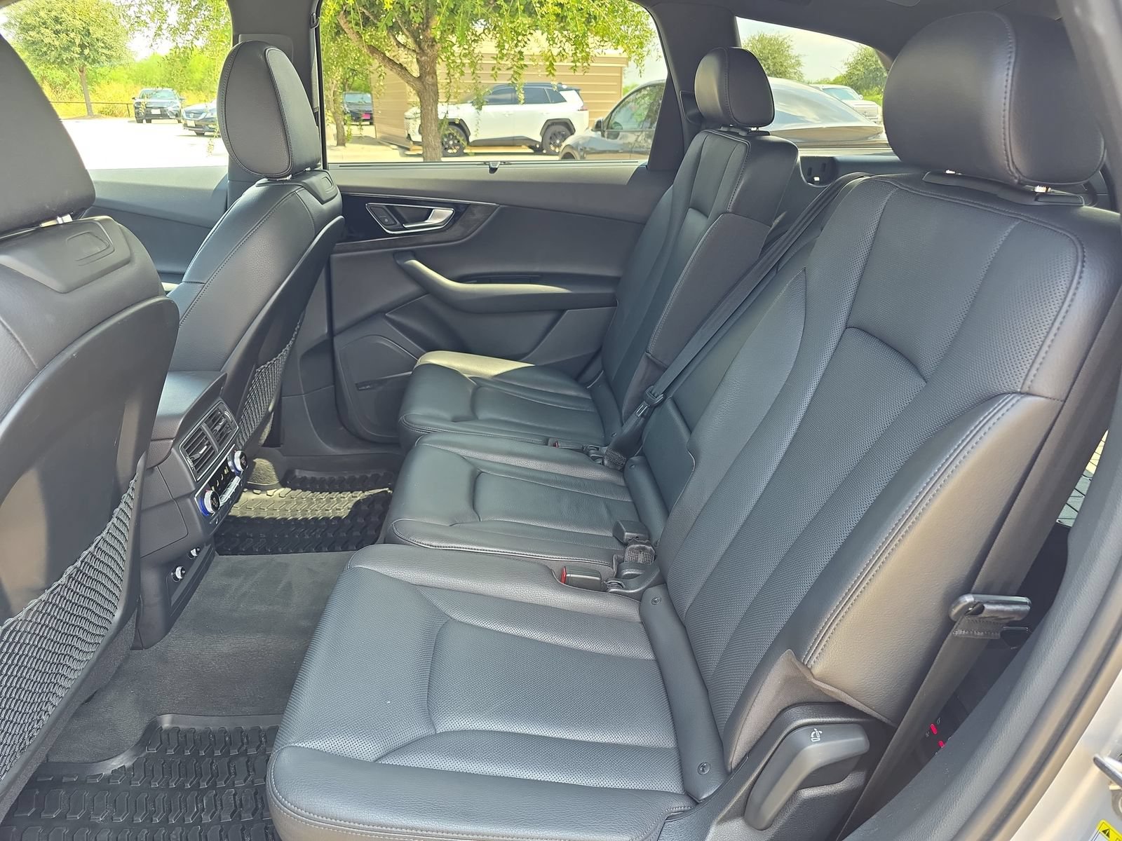 Used 2018 Audi Q7 3.0T Prestige AWD/4WD image 11