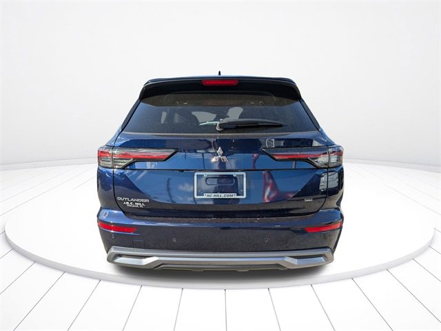 New 2026 Mitsubishi Outlander SE image 5