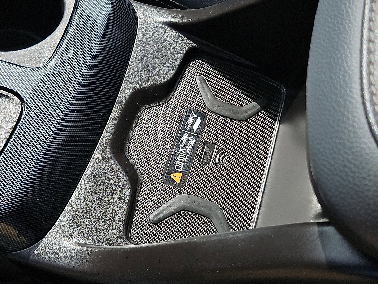 Used 2022 Chevrolet Colorado Z71 image 24