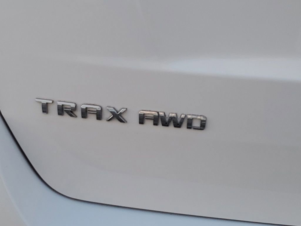 Used 2019 Chevrolet Trax LT w/ LT Convenience Package image 7