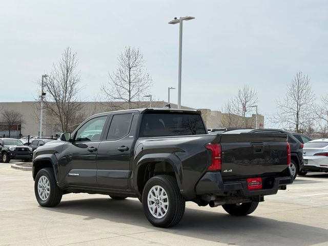 Used 2025 Toyota Tacoma SR5 image 8