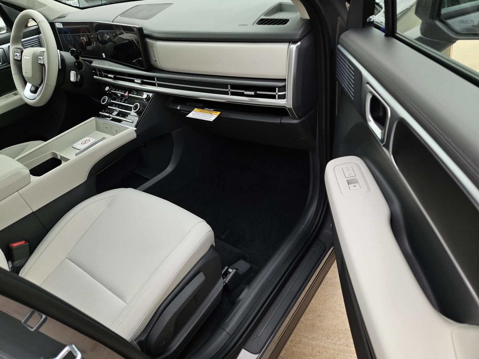 New 2026 Hyundai Santa Fe SE FWD image 7