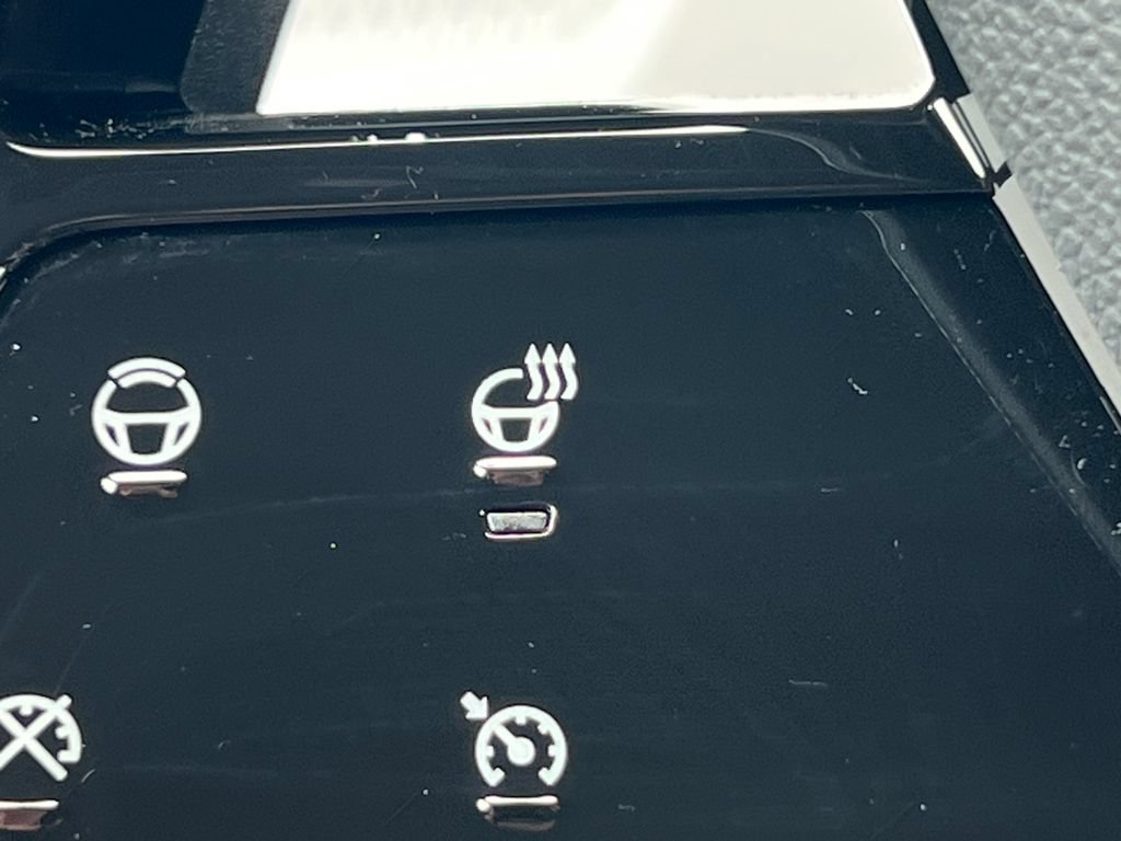 New 2026 Cadillac Optiq Luxury 1 AWD/4WD image 22