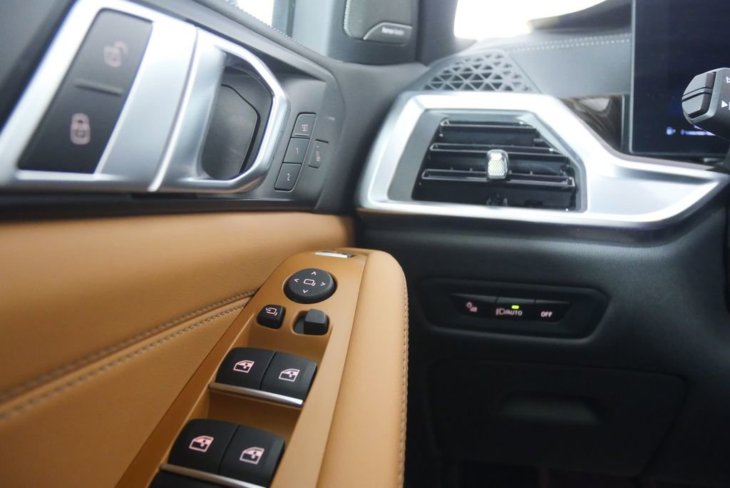 Certified 2026 BMW X5 sDrive40i image 21