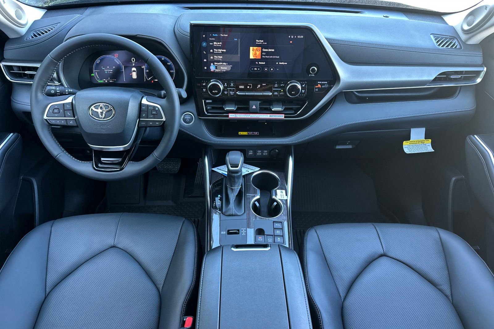 New 2026 Toyota Highlander Limited AWD/4WD image 15