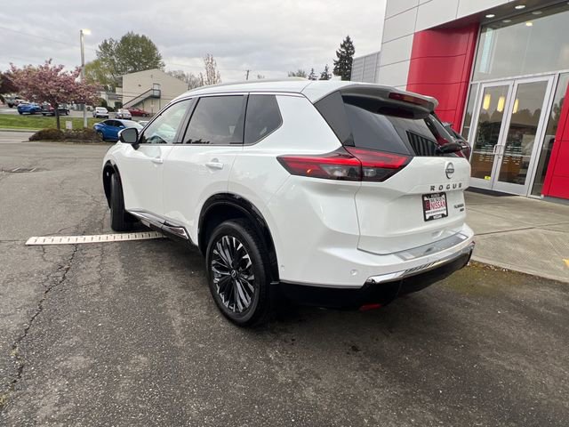 Used 2025 Nissan Rogue Platinum w/ Tech Package image 9