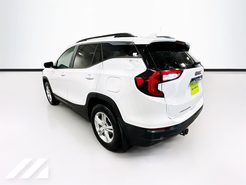 Used 2024 GMC Terrain SLE w/ Driver Convenience Package AWD/4WD image 7