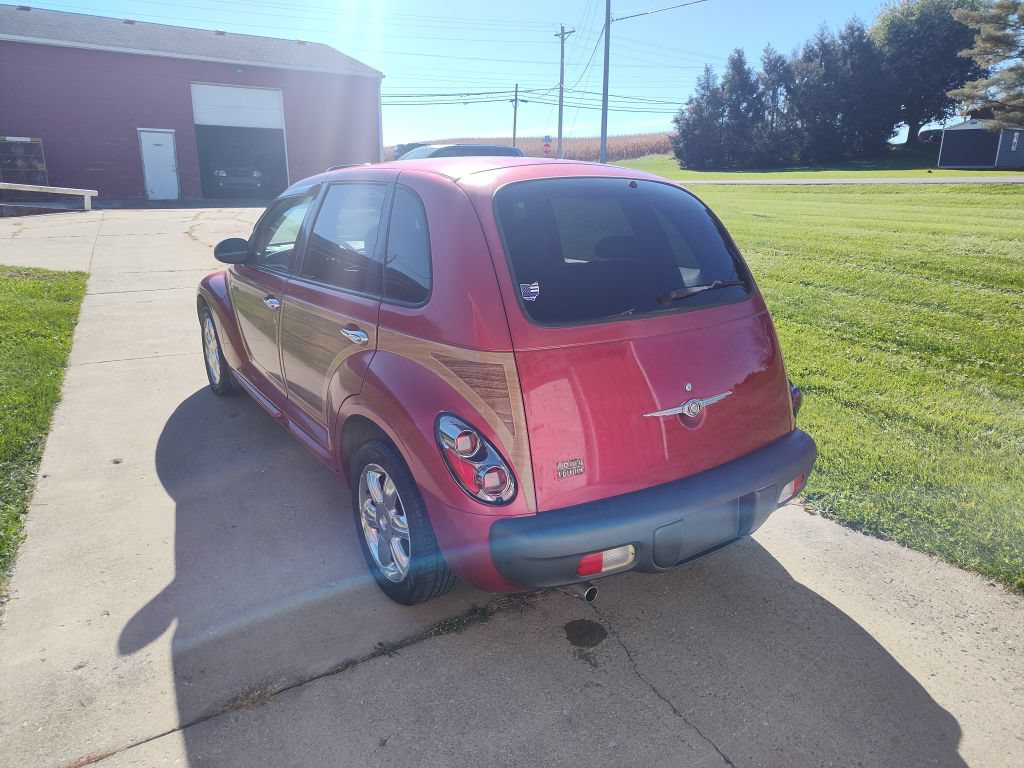 Used 2002 Chrysler PT Cruiser Limited FWD image 2