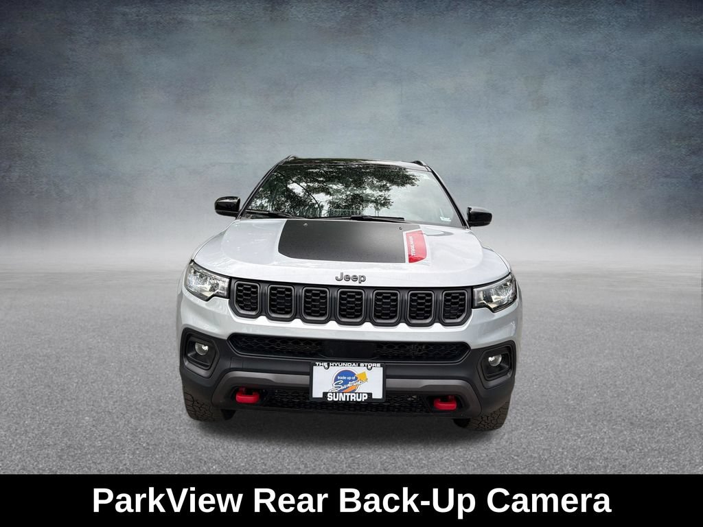 Used 2025 Jeep Compass Trailhawk AWD/4WD image 10