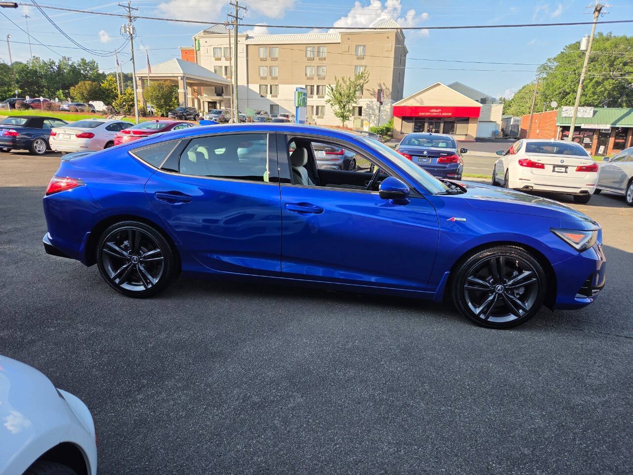 Used 2023 Acura Integra A-Spec FWD image 2