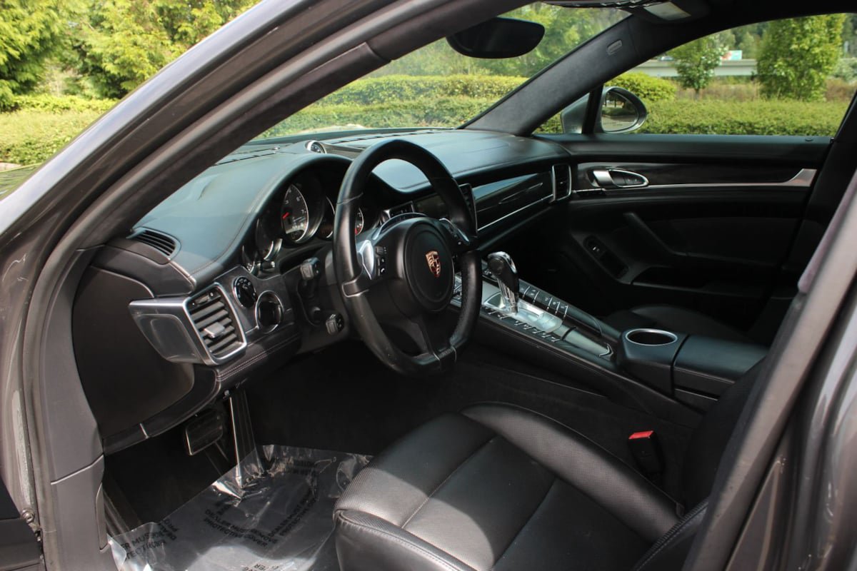 Used 2013 Porsche Panamera GTS AWD/4WD image 19