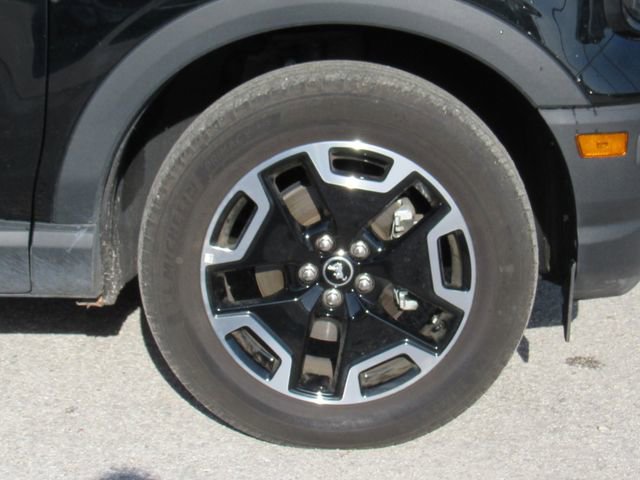 Used 2024 Ford Bronco Sport Outer Banks image 10