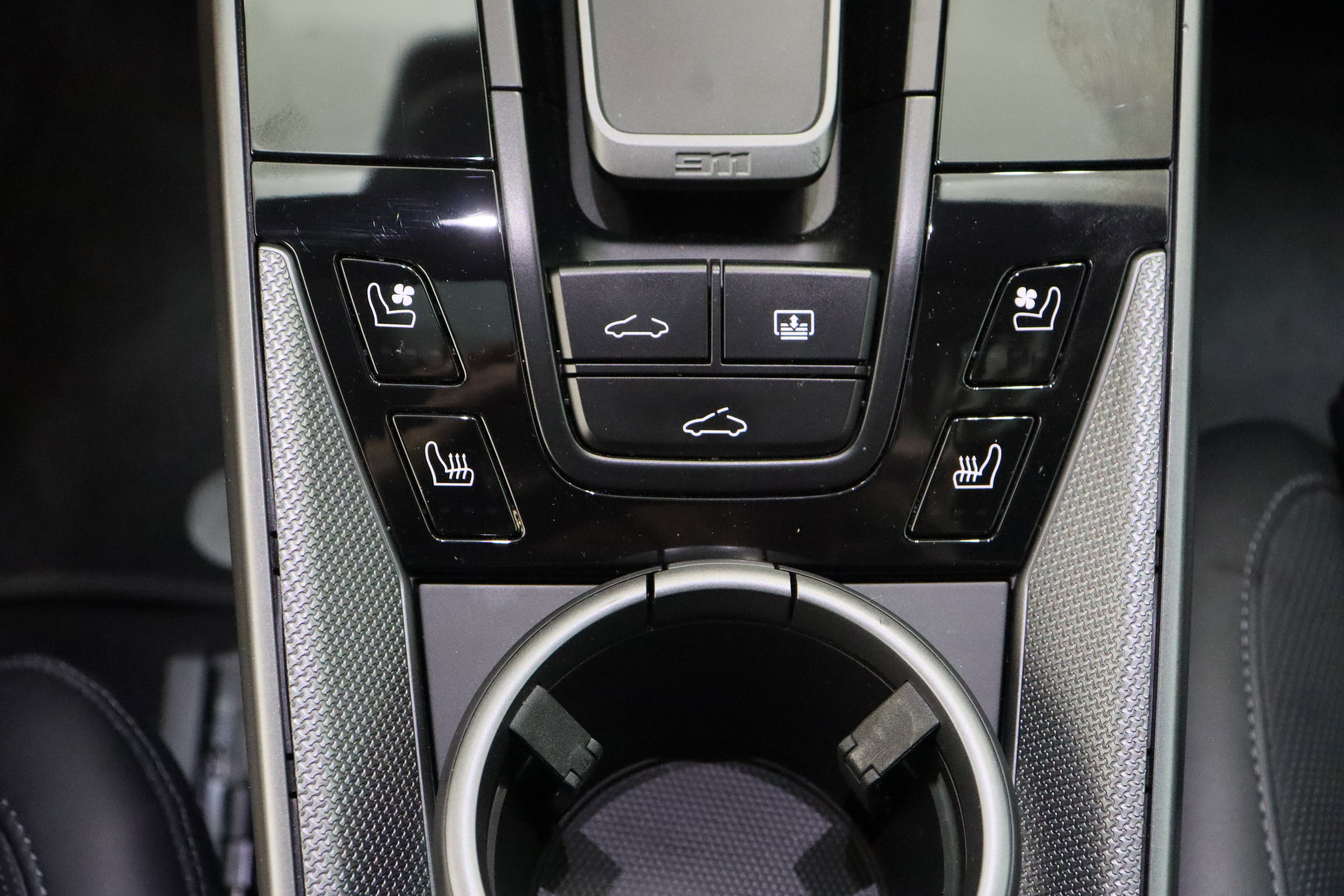 Used 2020 Porsche 911 Carrera S image 23