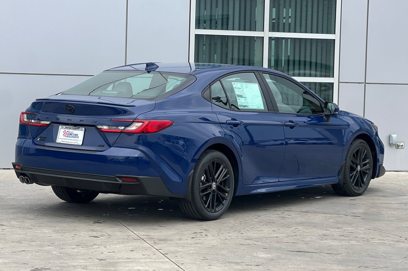 New 2026 Toyota Camry SE w/ Convenience Package image 4