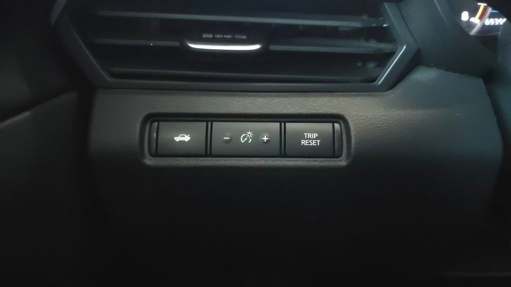 Used 2023 Nissan Altima 2.5 SR FWD image 28