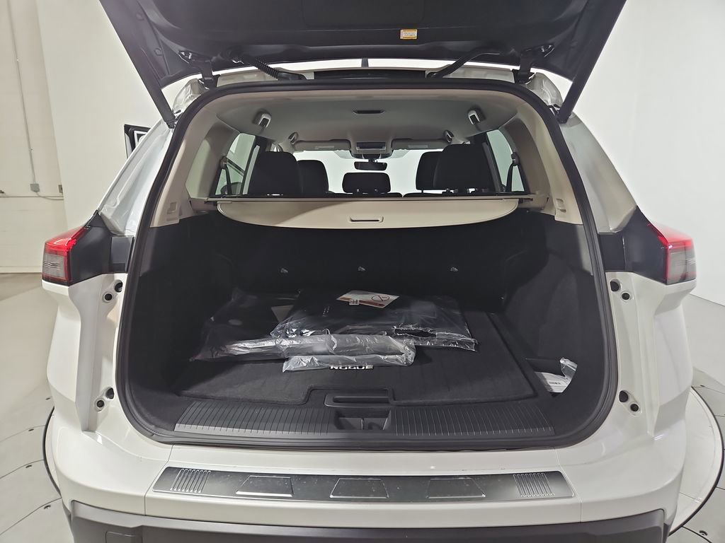 New 2026 Nissan Rogue SV image 21
