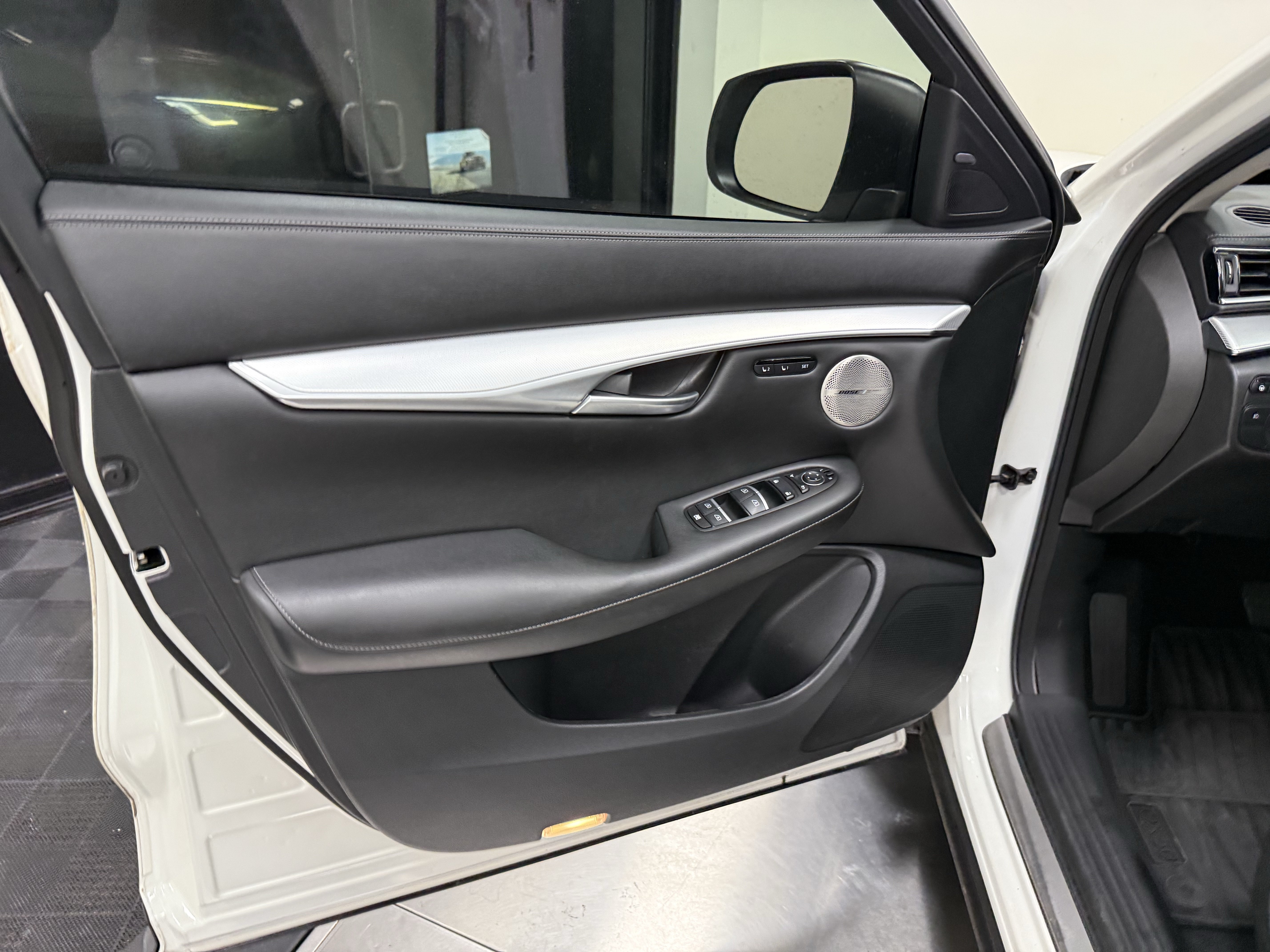 Used 2022 INFINITI QX50 Essential FWD image 10
