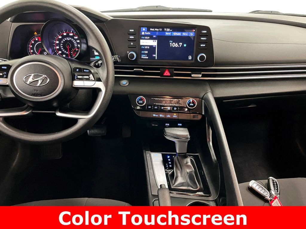 Used 2021 Hyundai Elantra SEL FWD image 2