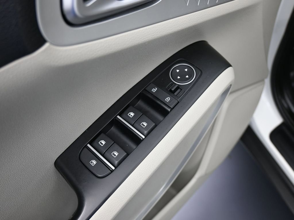 Used 2021 Kia Soul LX image 16