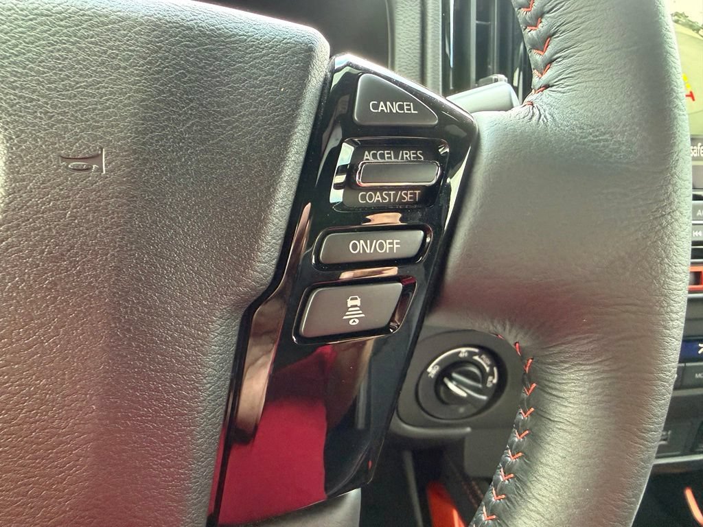 Used 2025 Nissan Frontier PRO-4X w/ Pro Premium Package AWD/4WD image 21
