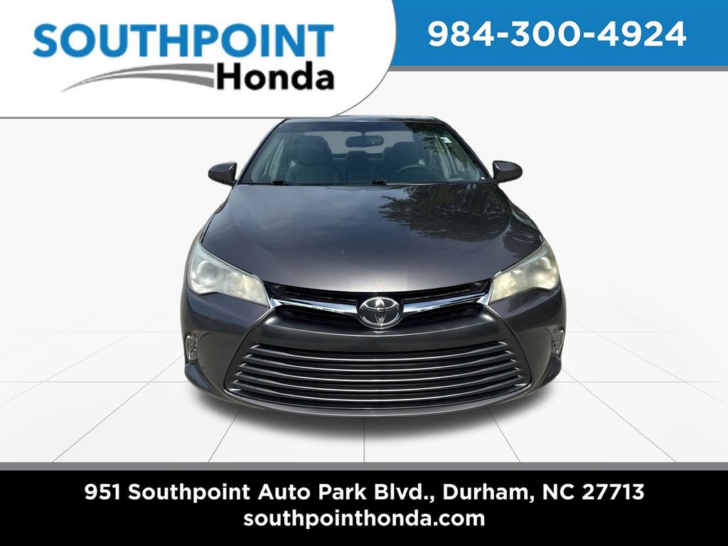 Used 2017 Toyota Camry XLE w/ Moonroof Package FWD image 2